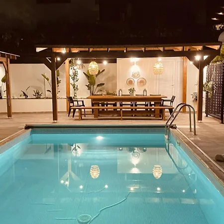 Christo Villa Psematismenos